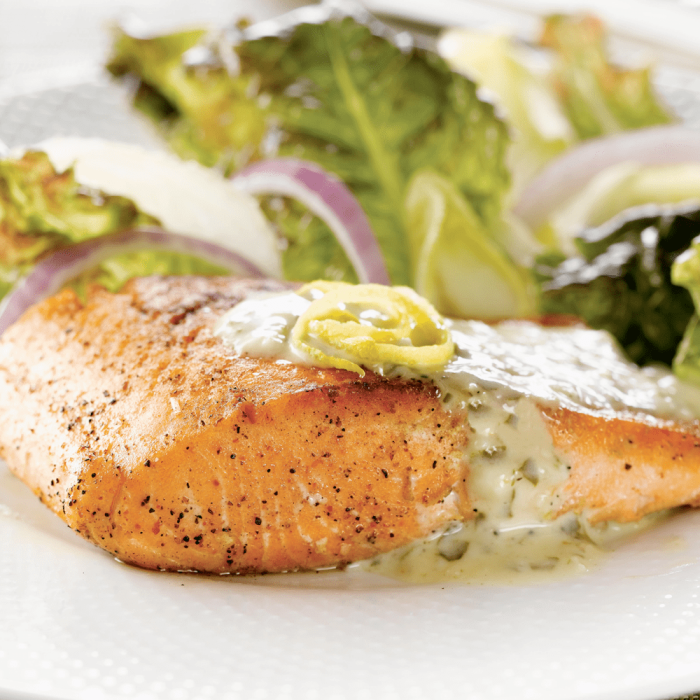 Three types of salmon (King, Silver, Sockeye) displayed in a sampler pack.